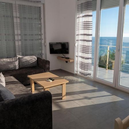 Roxhensi Apartment Shëngjin Екстериор снимка