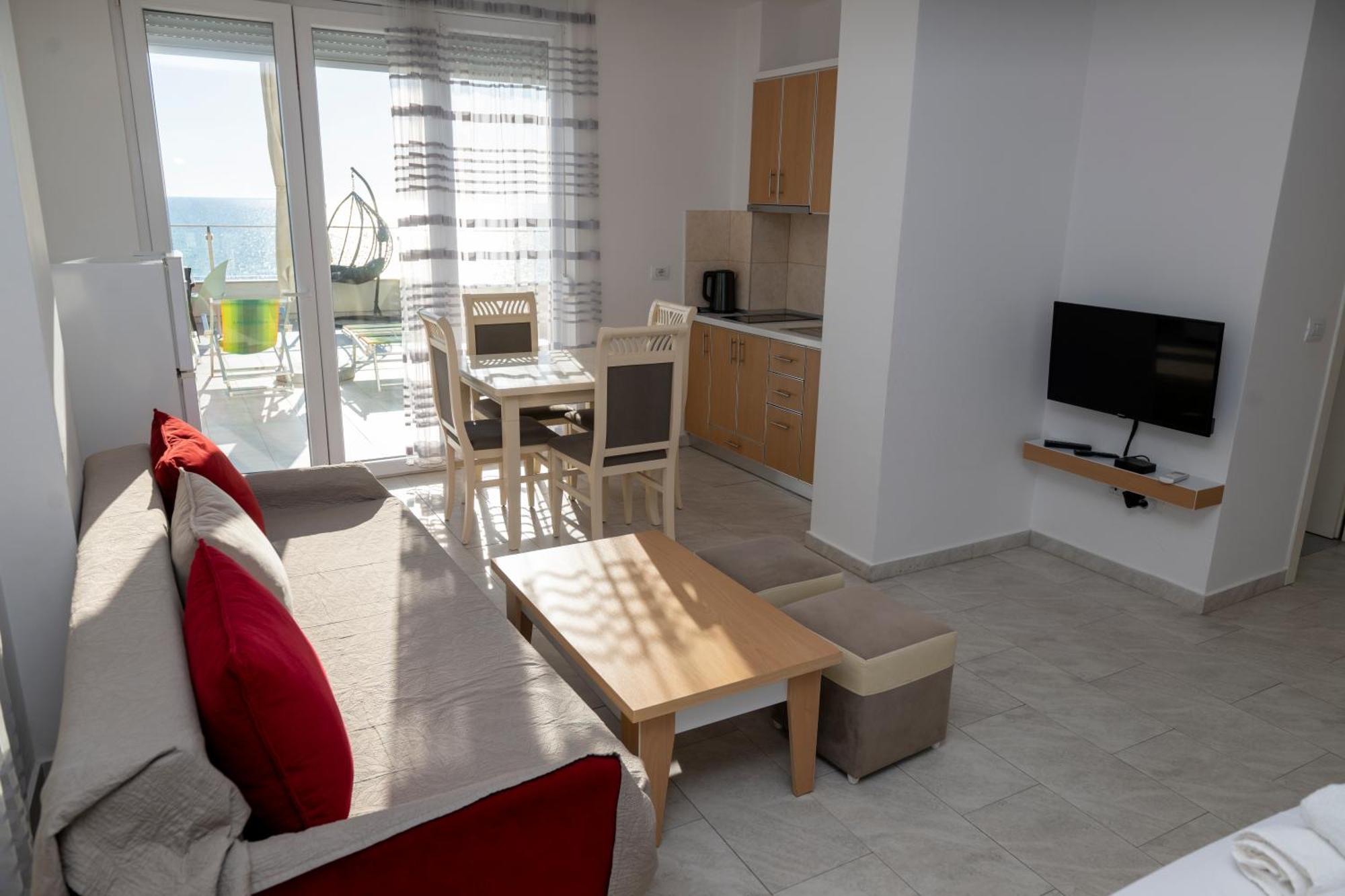 Roxhensi Apartment Shëngjin Екстериор снимка