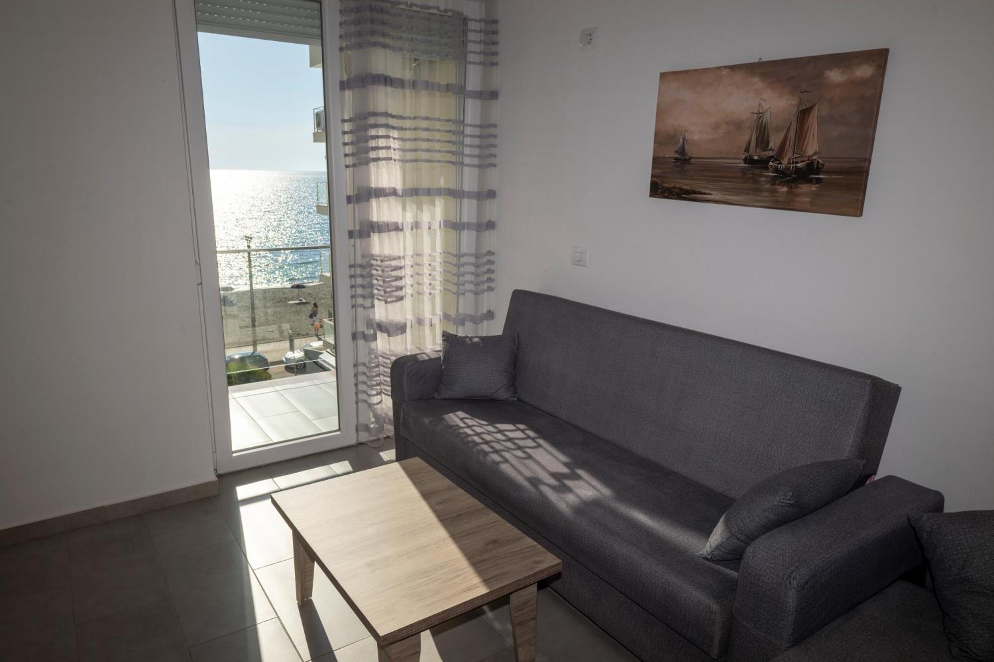 Roxhensi Apartment Shëngjin Екстериор снимка