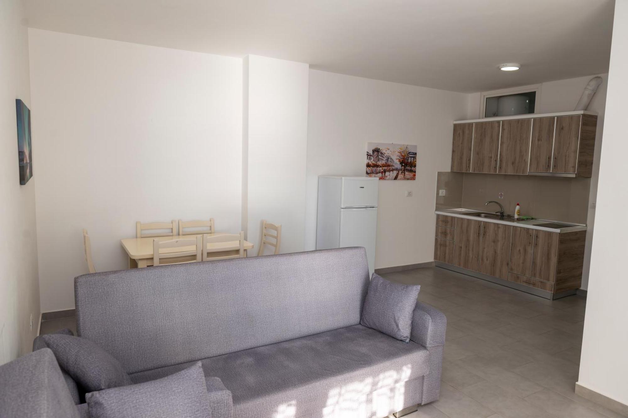 Roxhensi Apartment Shëngjin Екстериор снимка